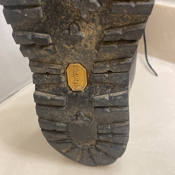 ***SOLD***
Danner Black Leather Work Boots - Picture 5 of 7